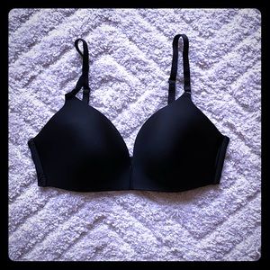VS bra - NWOT.